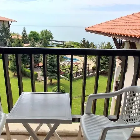 Dom-el Real 3 - Apartment