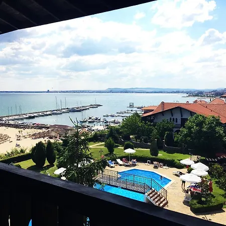 Apartment Dom-el Real 3 - *