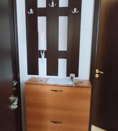 Apartment Dom-el Real 3 - *