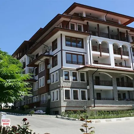 Apartment Dom-el Real 3 - *