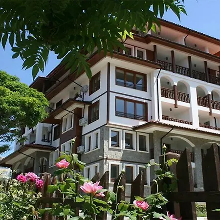 Apartment Dom-el Real 3 - *