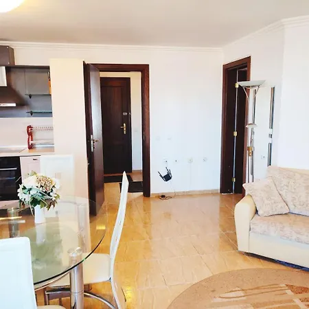 Apartment Dom-el Real 3 - *