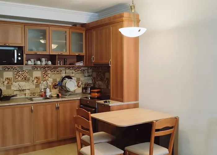 Apartment Dom-el Real 3 - *