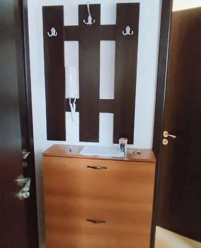 Apartment Dom-el Real 3 - *