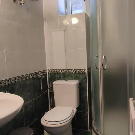 дом-ел реал апартментс 3 - влас