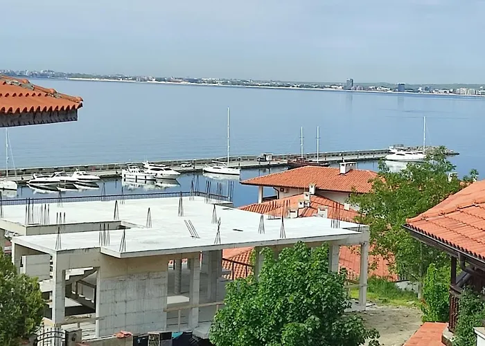 Apartament Dom-el Real 3 -