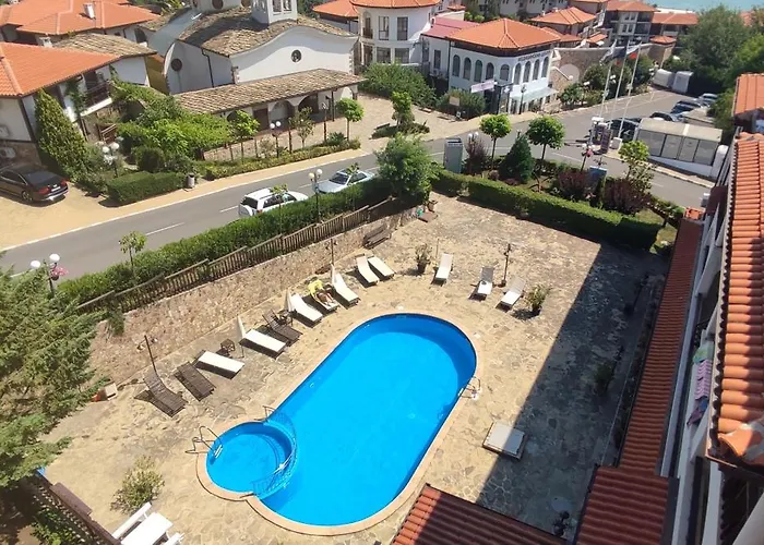 Dom-el Real 3 - Apartament